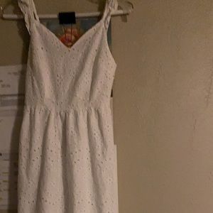 White, Size: XS, Dress